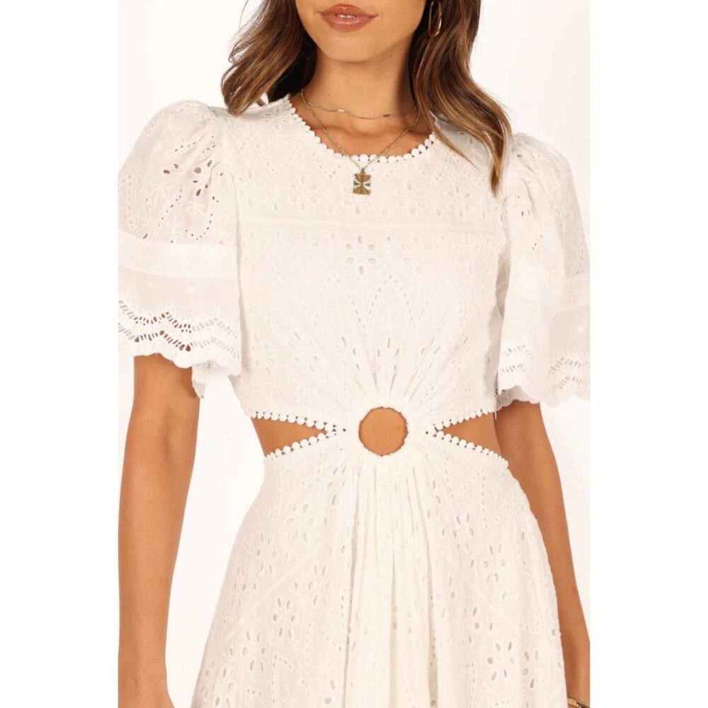 Petal & Pup White Merletto Cut Out Maxi Dress Eyelet Embroidery SZ S NWT - Picture 3 of 7